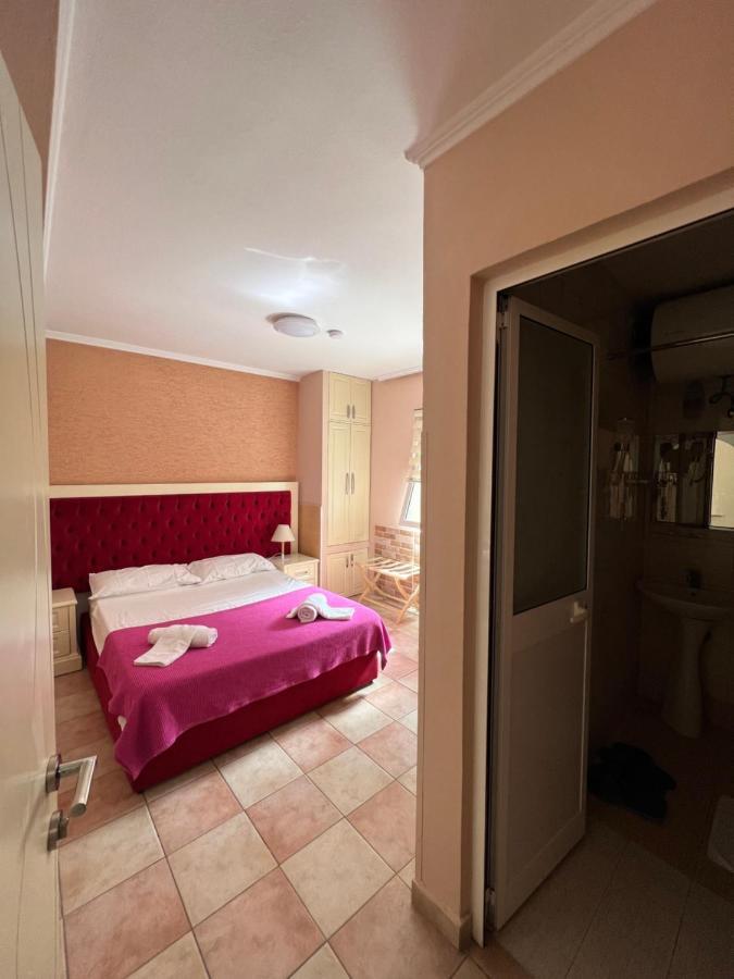 Hotel Bujtina Shqiptare Tirana Exteriér fotografie