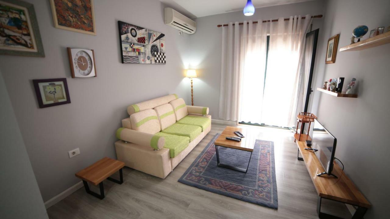 Hotel Bujtina Shqiptare Tirana Exteriér fotografie