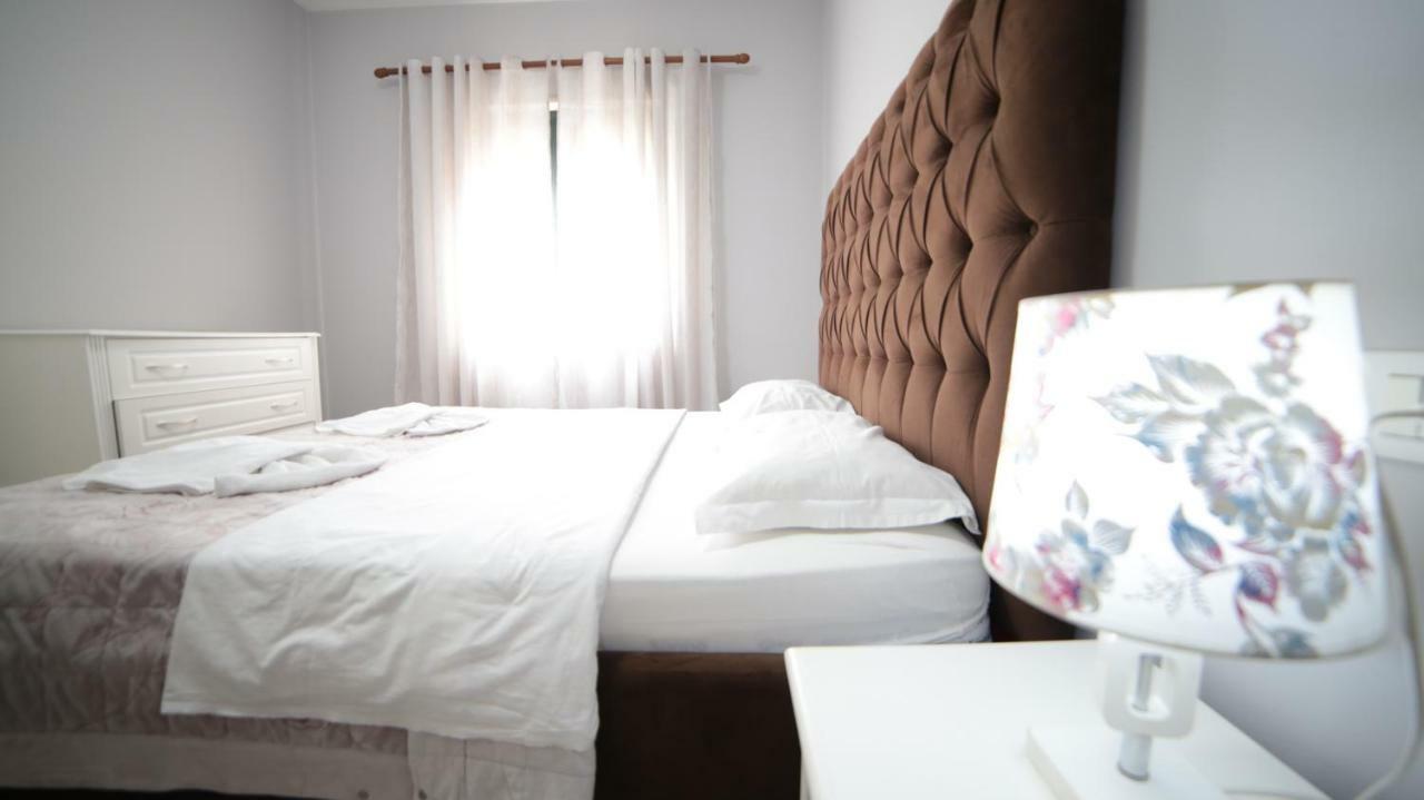 Hotel Bujtina Shqiptare Tirana Exteriér fotografie