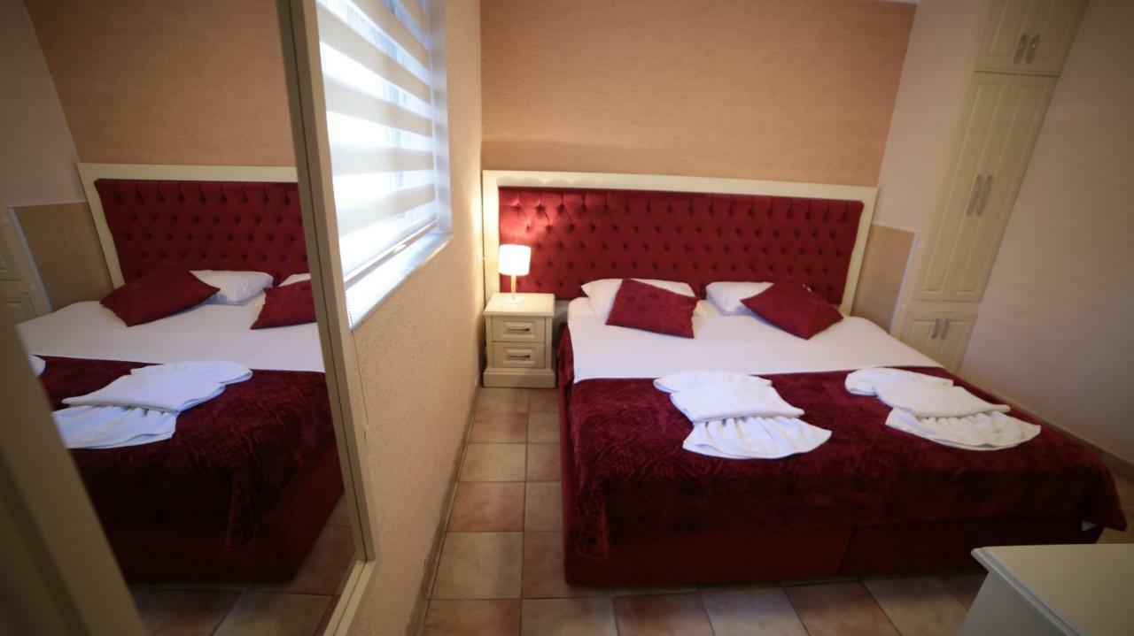Hotel Bujtina Shqiptare Tirana Exteriér fotografie