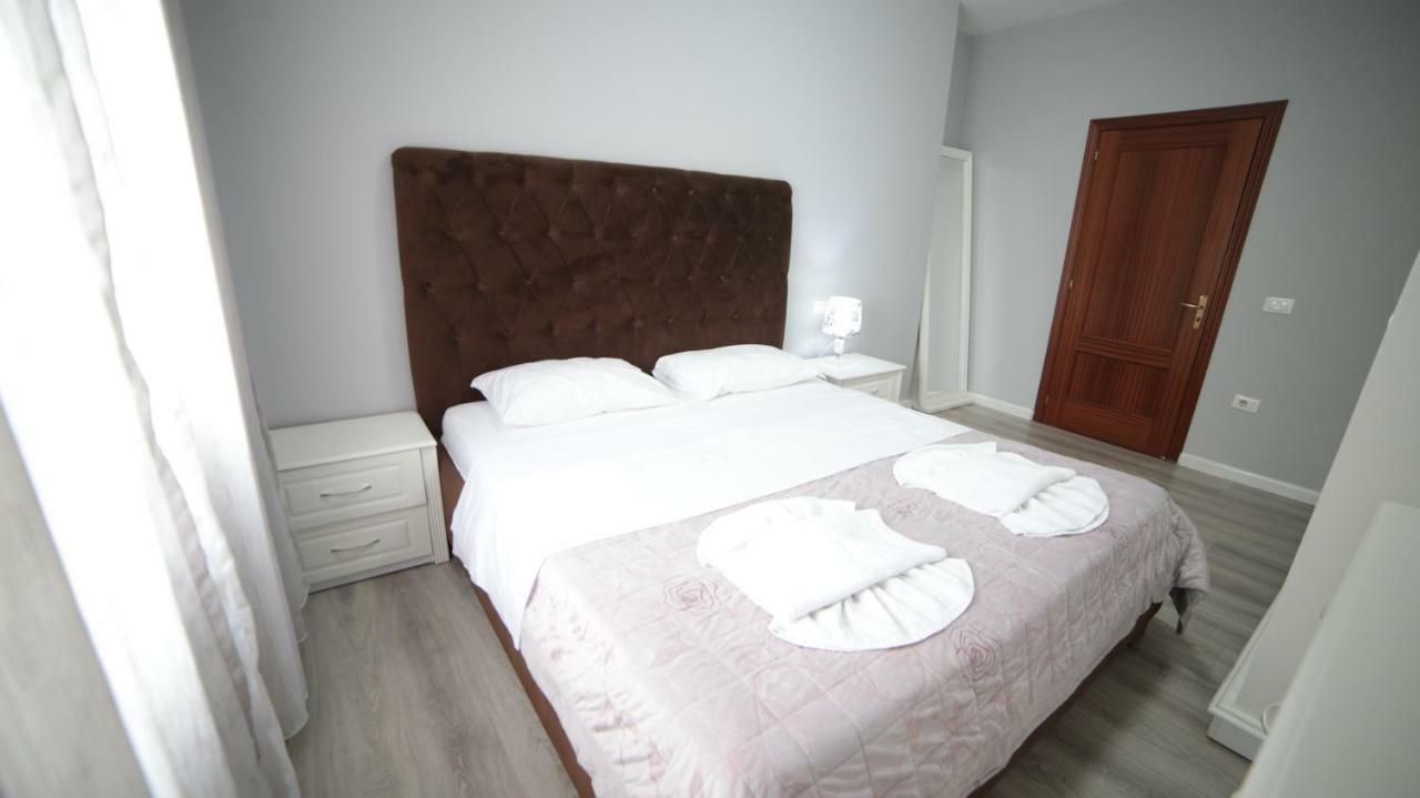 Hotel Bujtina Shqiptare Tirana Exteriér fotografie