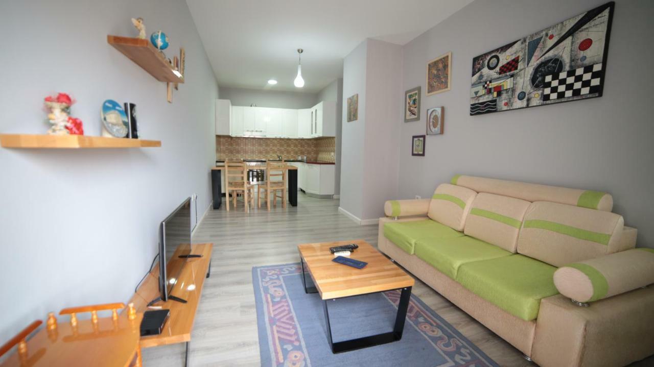 Hotel Bujtina Shqiptare Tirana Exteriér fotografie
